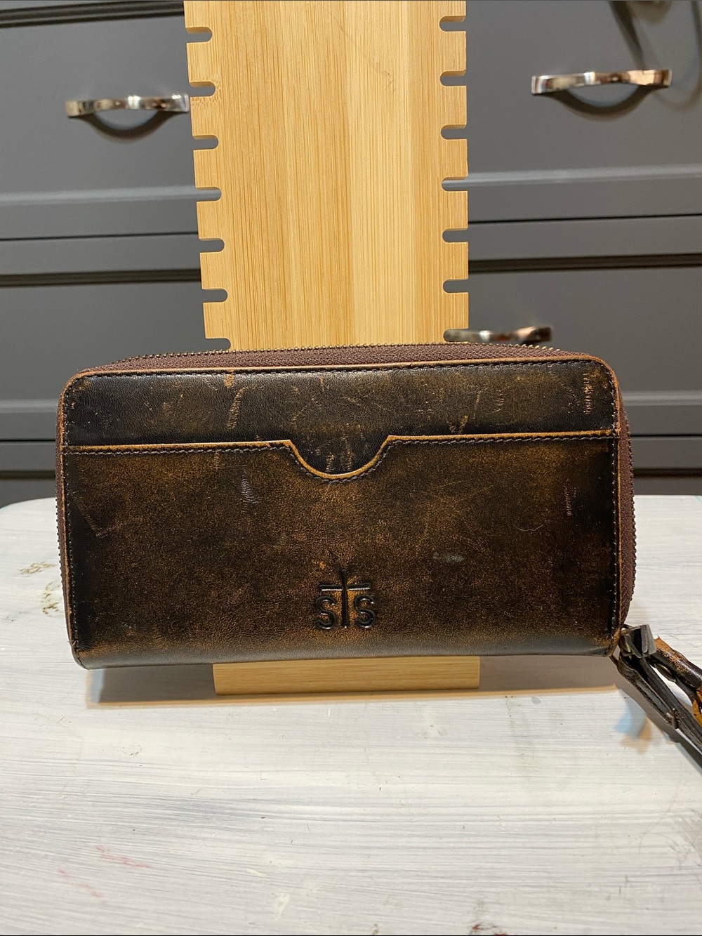 STS Ranchwear brown leather zipper Wallet
